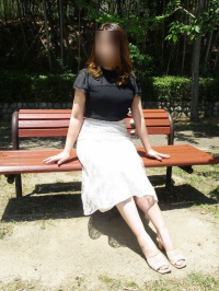 �����