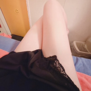 �̂�