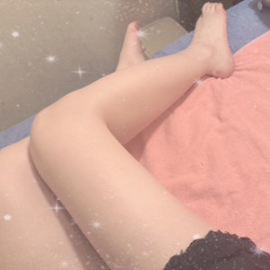 �̂�