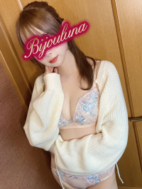 �̂�