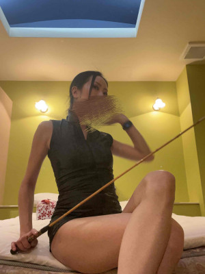 ��(�q�r�L)�����l