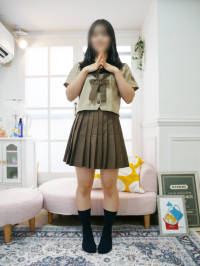 �肱