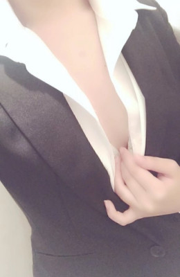 ���肩