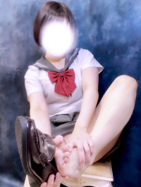 ���i����l