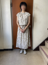 ΂
