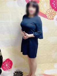 �O��