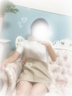 炢