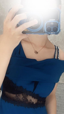 炢