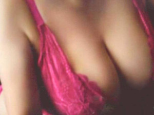 高崎紫音【WOMAN】