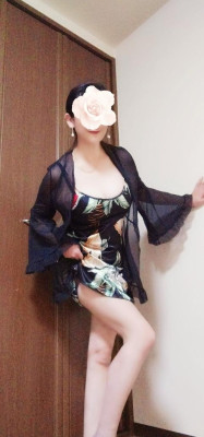 黒木まな【WOMAN】