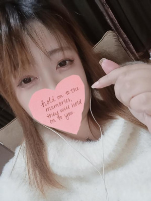 秋葉かりん【WOMAN】