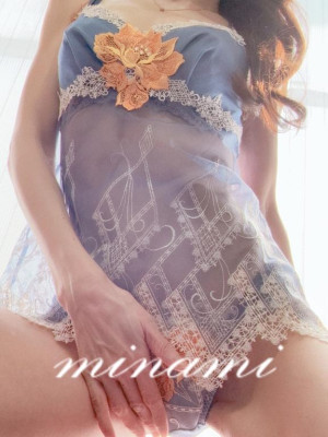 安西みなみ【PICKUP】