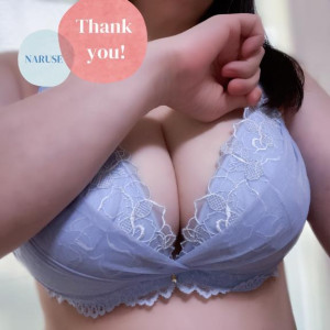 成瀬ひかり【WOMAN】