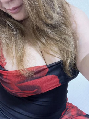 小柳あいか【WOMAN】