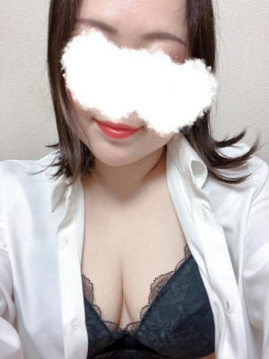 桃花りく【PICKUP】