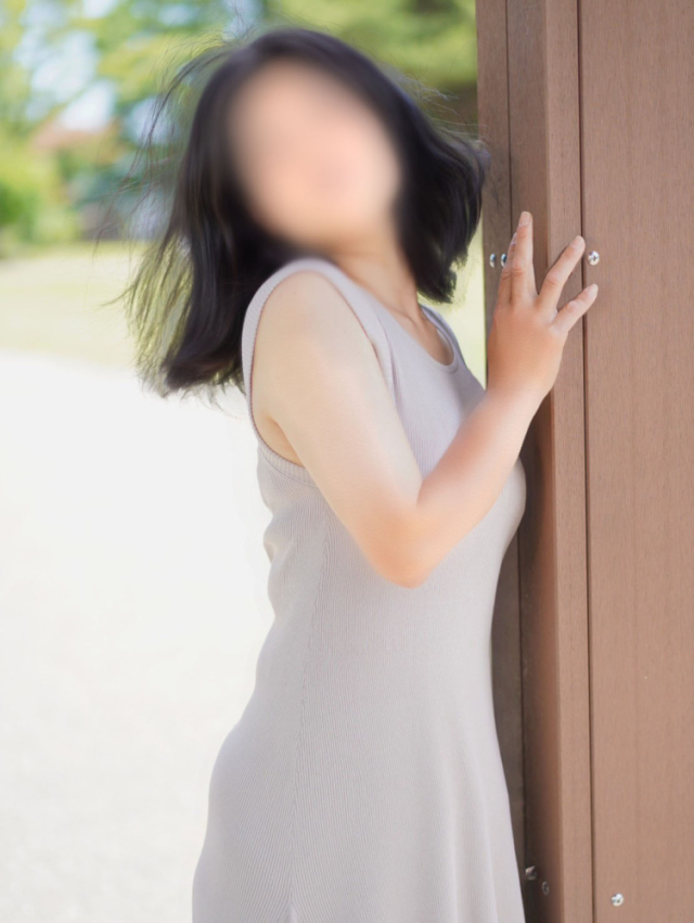 ゆみ ”素人”〔山口No.1人妻デリヘル〕セレブスタイル　山口市発