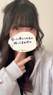 新人 まな