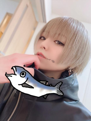 めい
