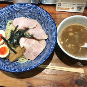 まみ