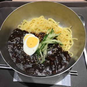 まみ