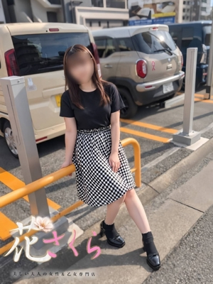 もも/積極的ご奉仕大好き乙女♪ 美しい大人の女性＆乙女専門店！花さくら