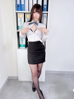 杉岡里穂(すぎおかりほ)