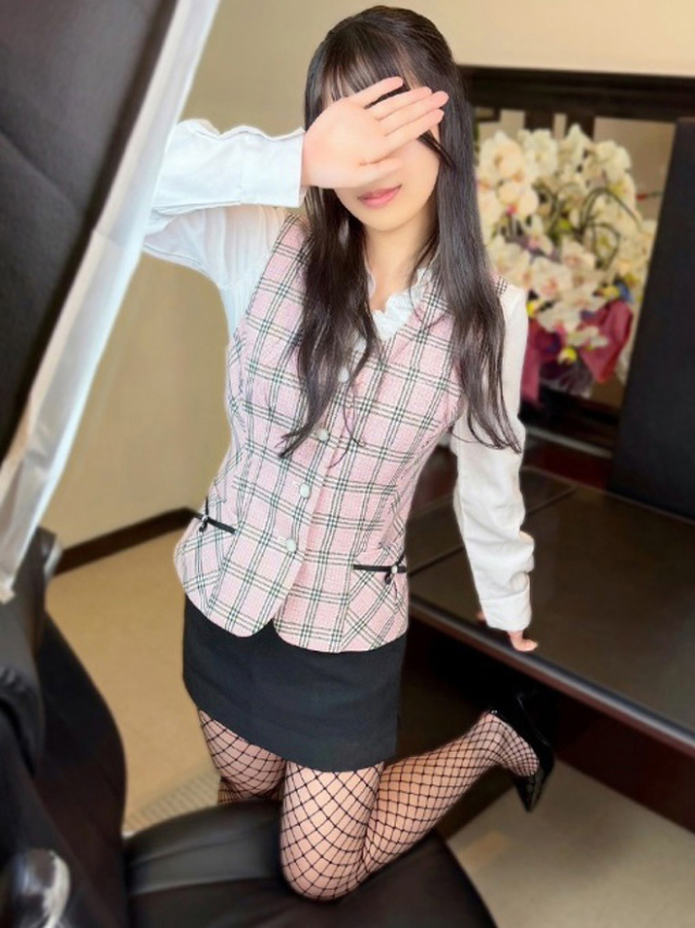 綾瀬　るな