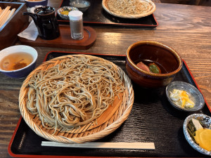 あいな