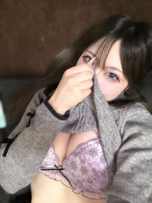 あやは