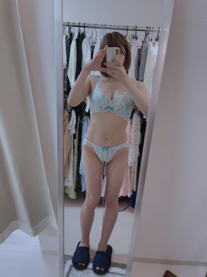りあな