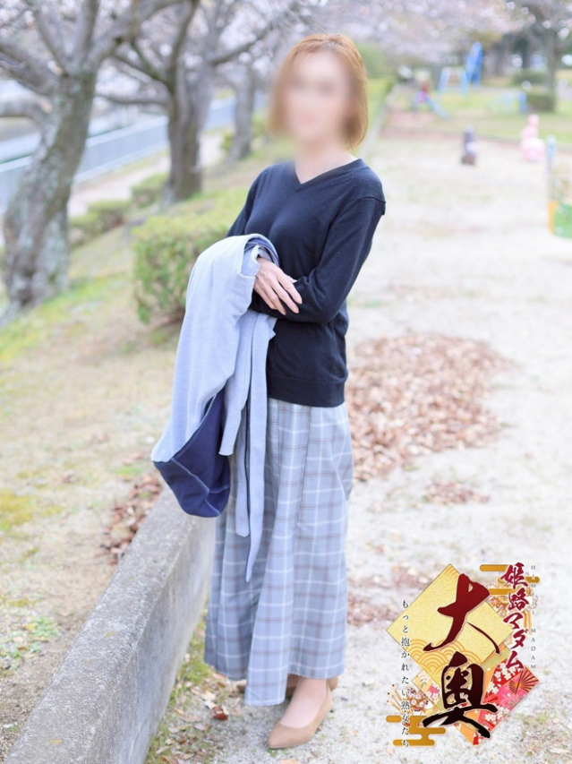 沢口奈月(さわぐちなつき)