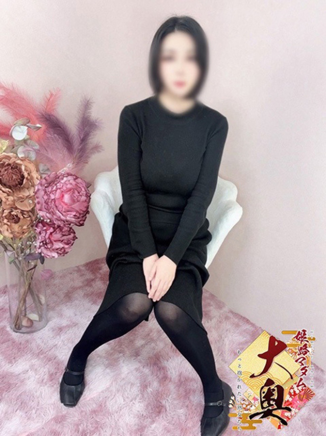 新木奈々(あらきなな)