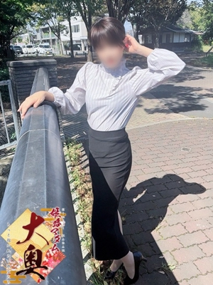 成瀬叶羽(なるせかなは) 姫路マダム大奥