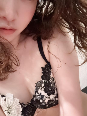めい