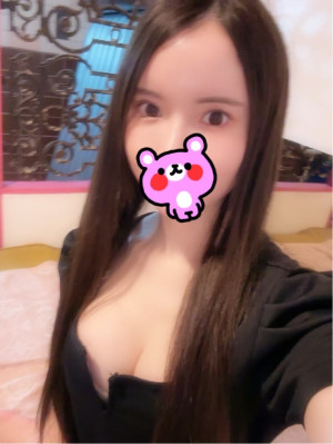 ユイナ