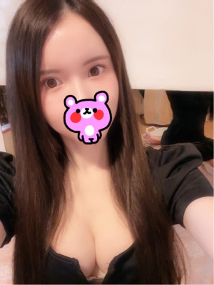ユイナ