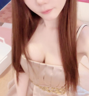 ユイナ