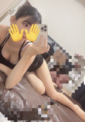 るあ