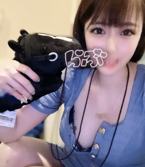 ゆりな 最速昇格人気美女